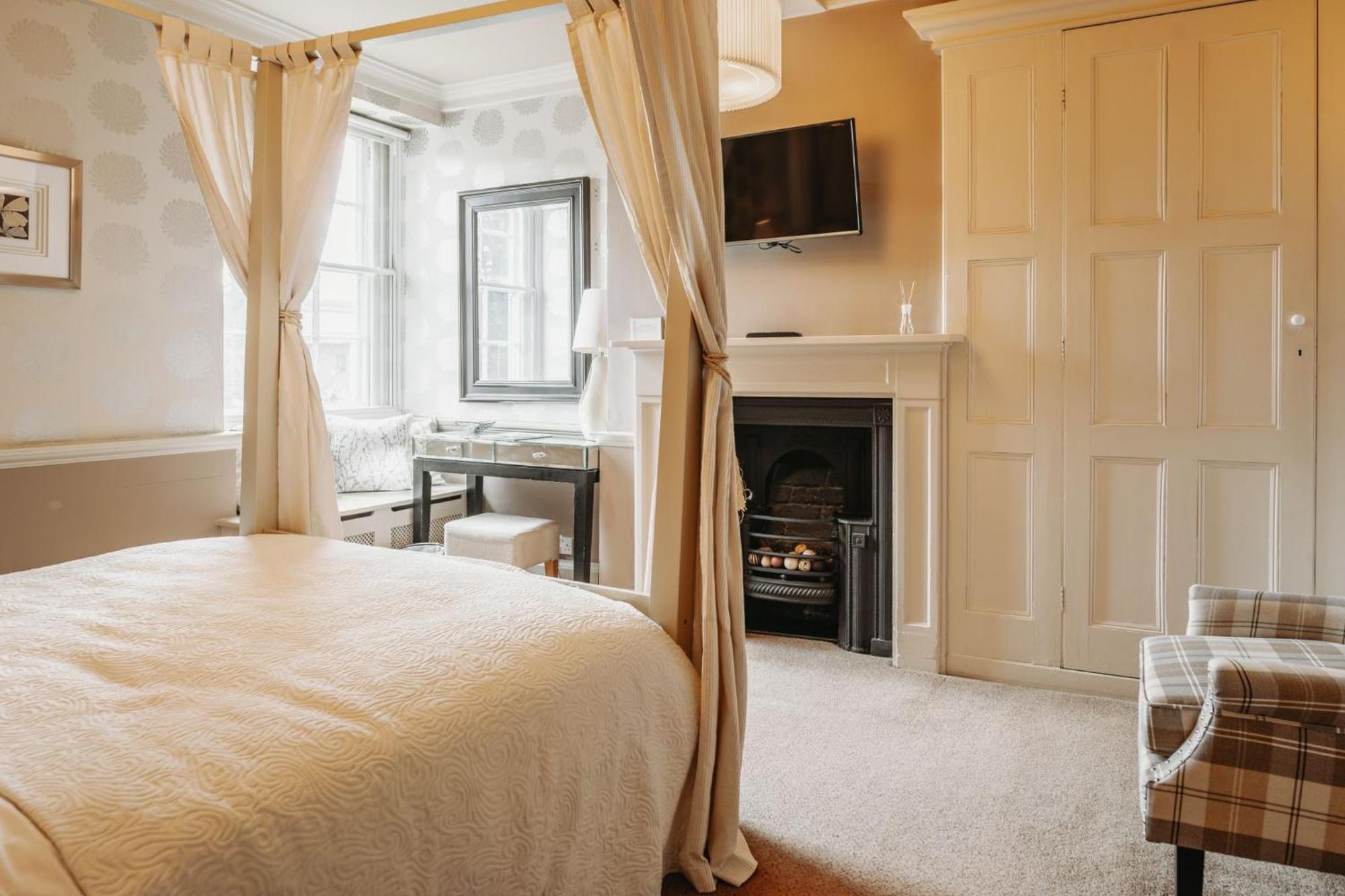 Old Orleton Inn Wellington  Extérieur photo