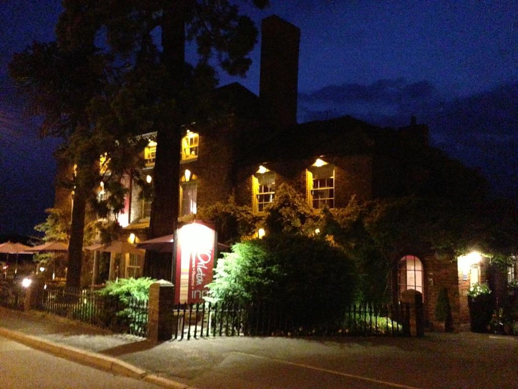 Old Orleton Inn Wellington  Extérieur photo